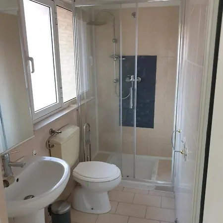Ovest Con Reception Apartman