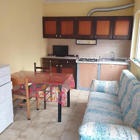 Ovest Con Reception Πιατσέντζα
